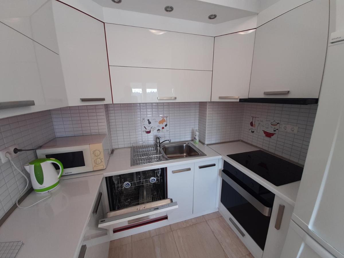 Apartman U Centru Makarske Makarska Kültér fotó