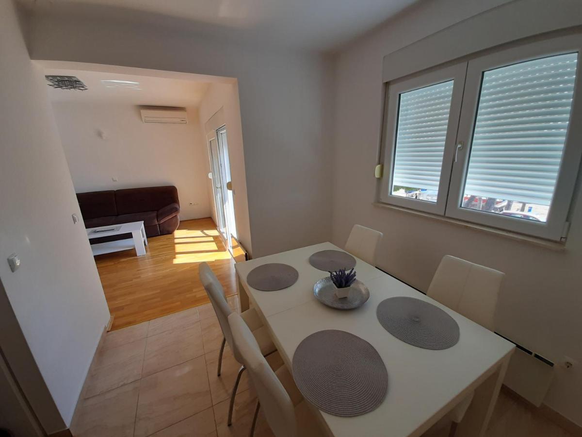 Apartman U Centru Makarske Makarska Kültér fotó